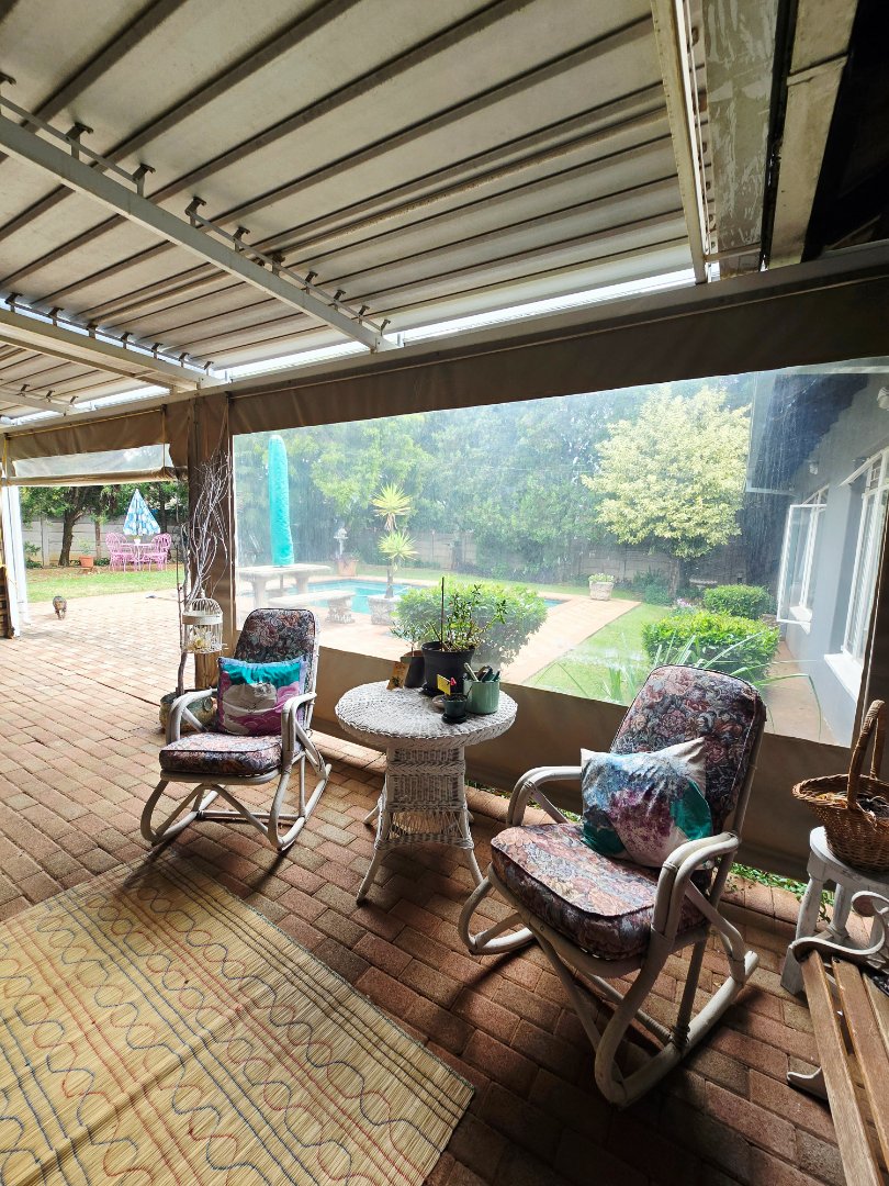 5 Bedroom Property for Sale in La Hoff North West